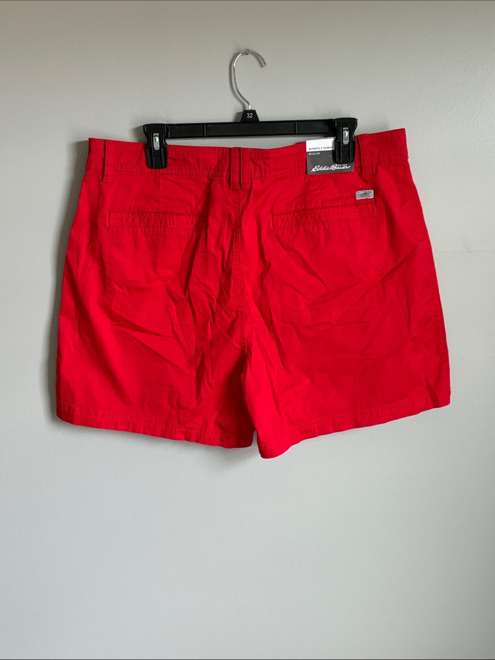 Eddie Bauer Bright Red Flat-Front Women’s Shorts - Picture 2 of 5